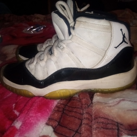 2011 concord 11s - Picture 2 of 3